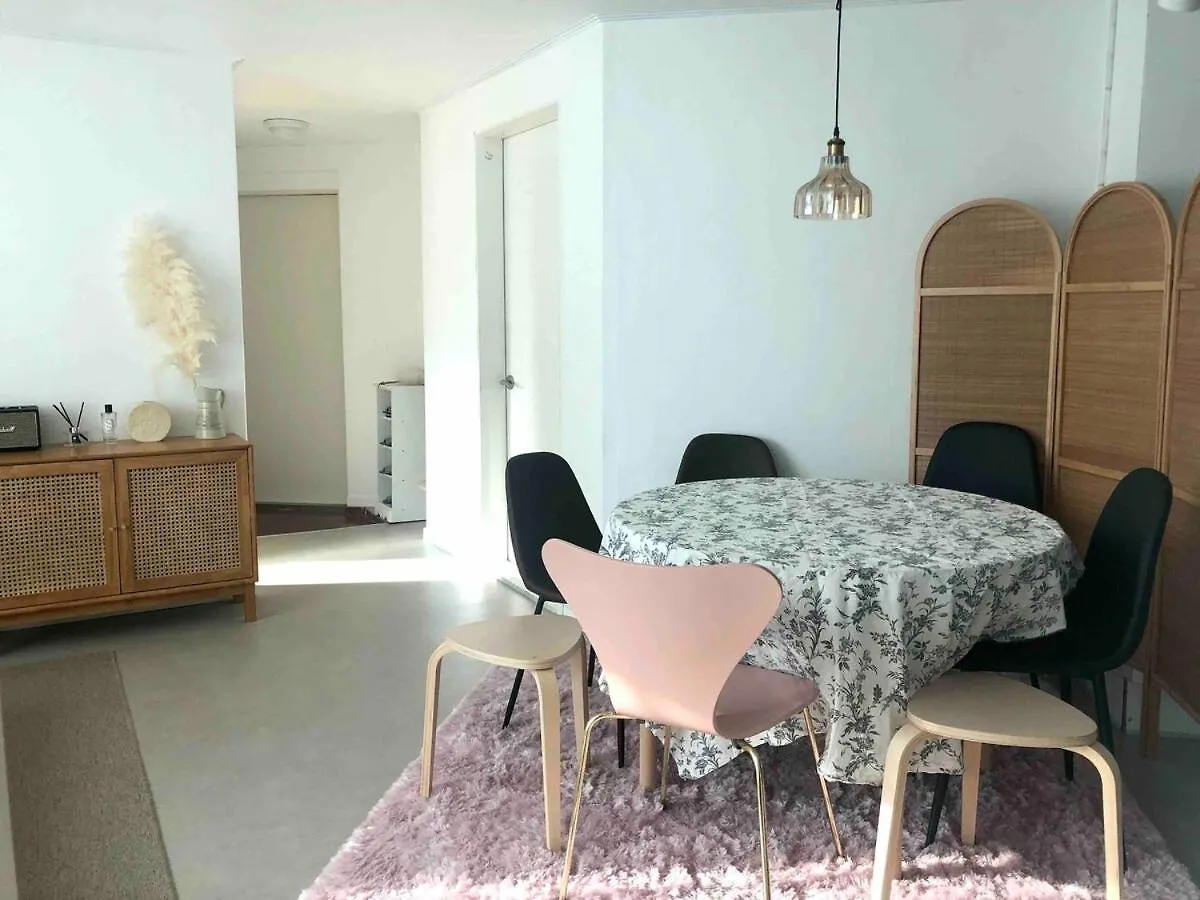 Studio 99 Hongdae 3Rooms 2Baths Seul 0*,  Corea del Sud